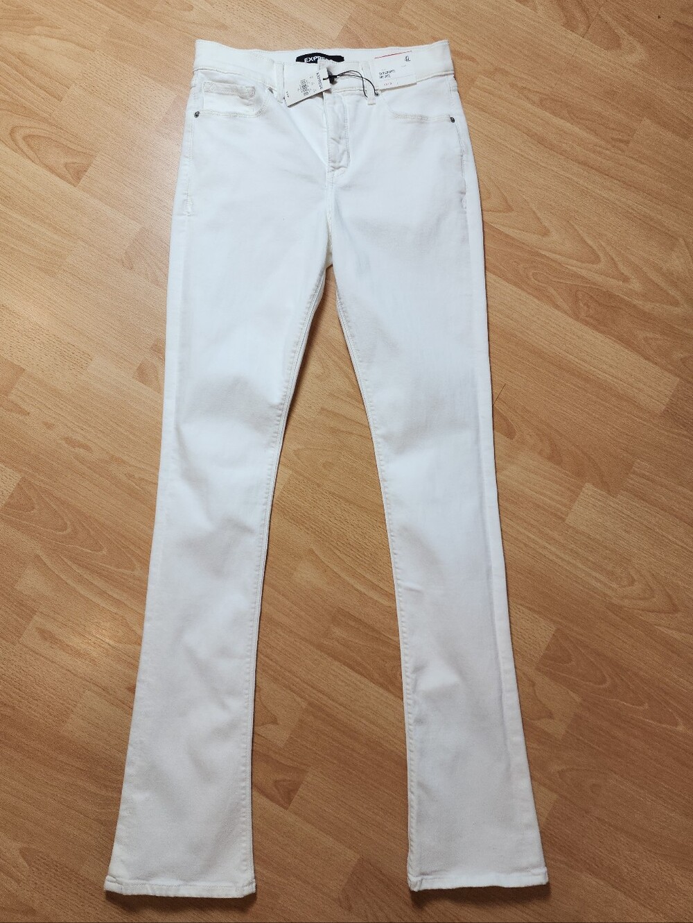 NWT 4L Express Skyscraper White Jeans Stretch Denim Women's Size 4 Long 4 Tall